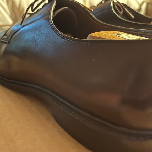 Allen Edmonds \